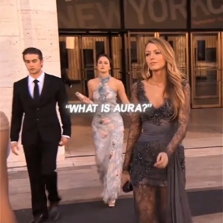 The aura in this scene was insane #gossipgirl #blairwaldorf #serenavanderwoodsen #shorts