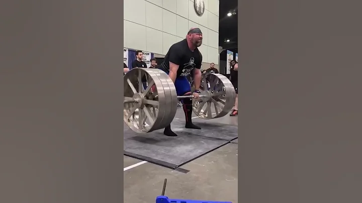 Daniel Pledger gets 6 reps on the 705 kilo Wagon W...