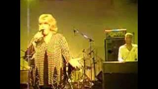 Eurovision: Monaco 1971 - Séverine sings Un Banc, Un Abre, Une Rue in 2006