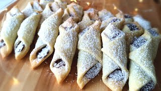 4-ingredient Famous Polish Cookie - Kolaczki. Cookies for the Festive Season.