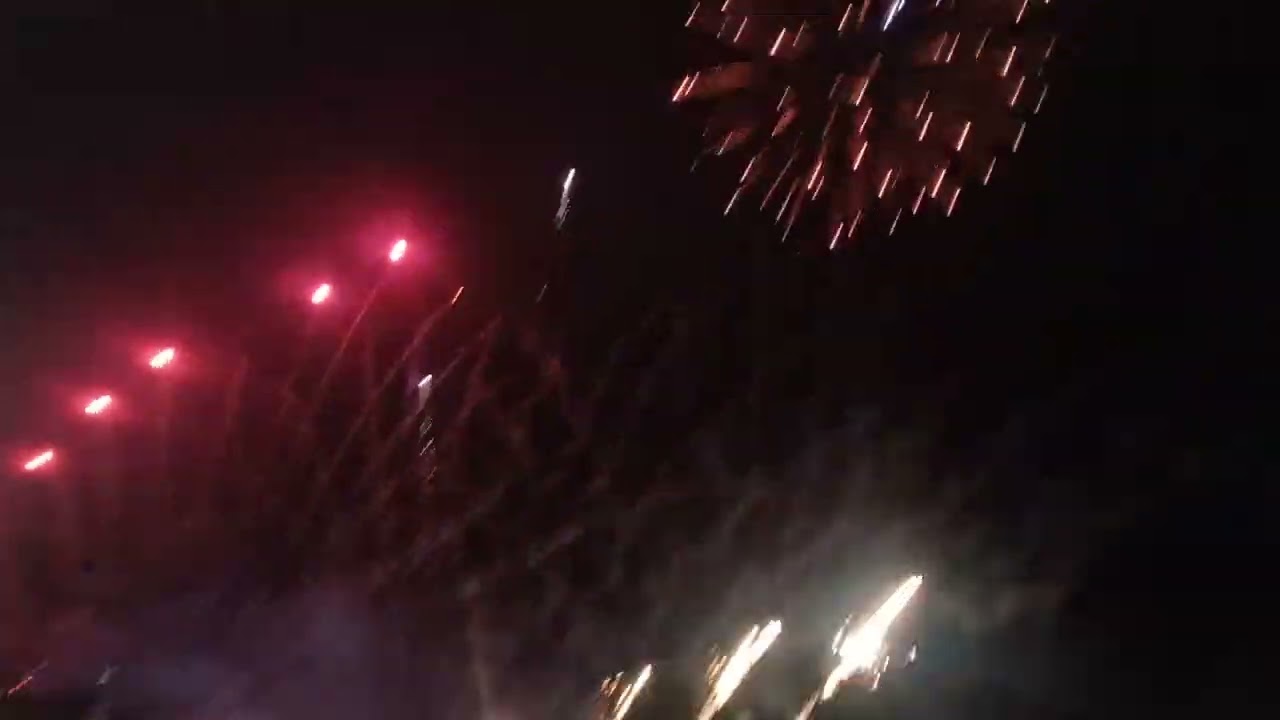 鹽水蜂炮4分鐘煙火秀