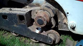 How to change drive motor gear oil  Bobcat T190