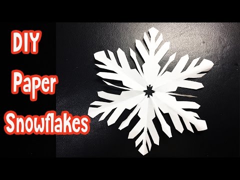 How to cut a traditional snowflake out of paper ❄ 