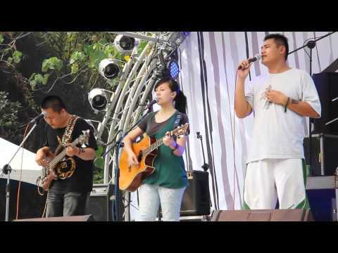 2011春天吶喊...嵐馨樂團-莫拉克...[悠遊墾丁]