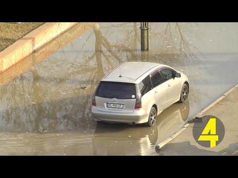 დატბორილი ქუჩები და გადათხრილი ბულვარი - რა პრობლემებს ქმნის ბენზინგასამართ სადგურზე სამუშაოები