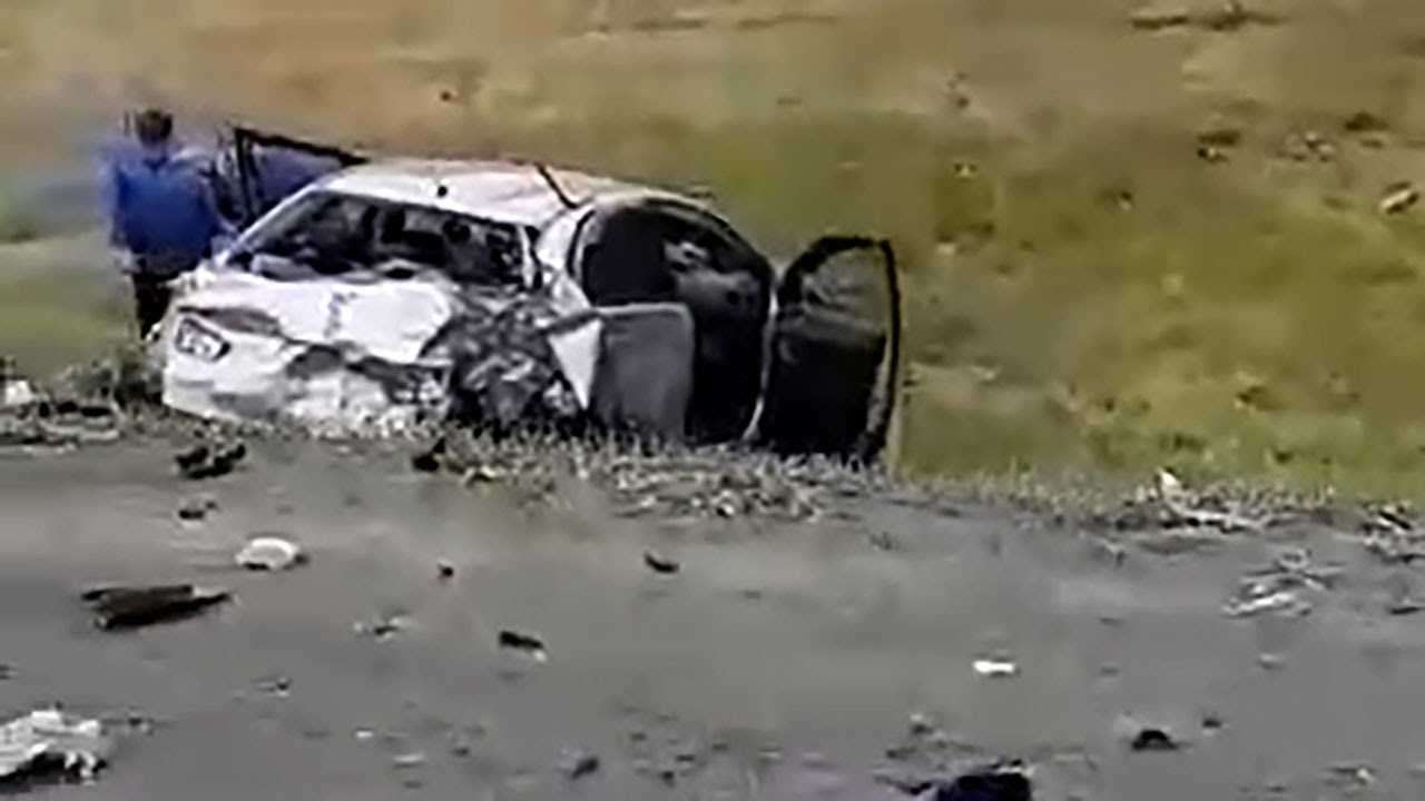 Самара: «Лэнд Крузер» наехал на ограждения и спровоцировал тройную ...