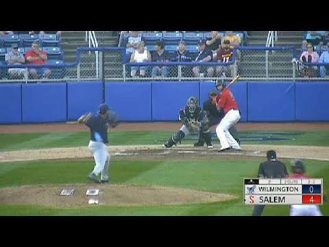 C.J. Chatham crushes homer for Red Sox