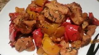 Курица с болгарским перцем. Ароматный, вкусный и сытный семейный обед. Курица с болгарским перцем. Ароматный, вкусный и сытный семейный обед.