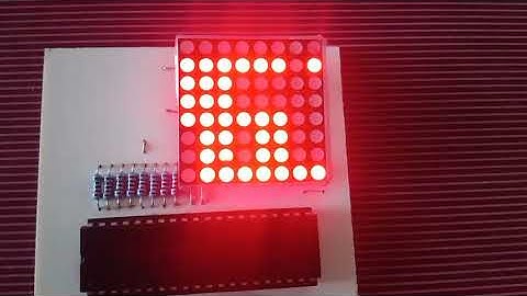 Texto desplegable en matriz LED 8x8 - PIC16F877A