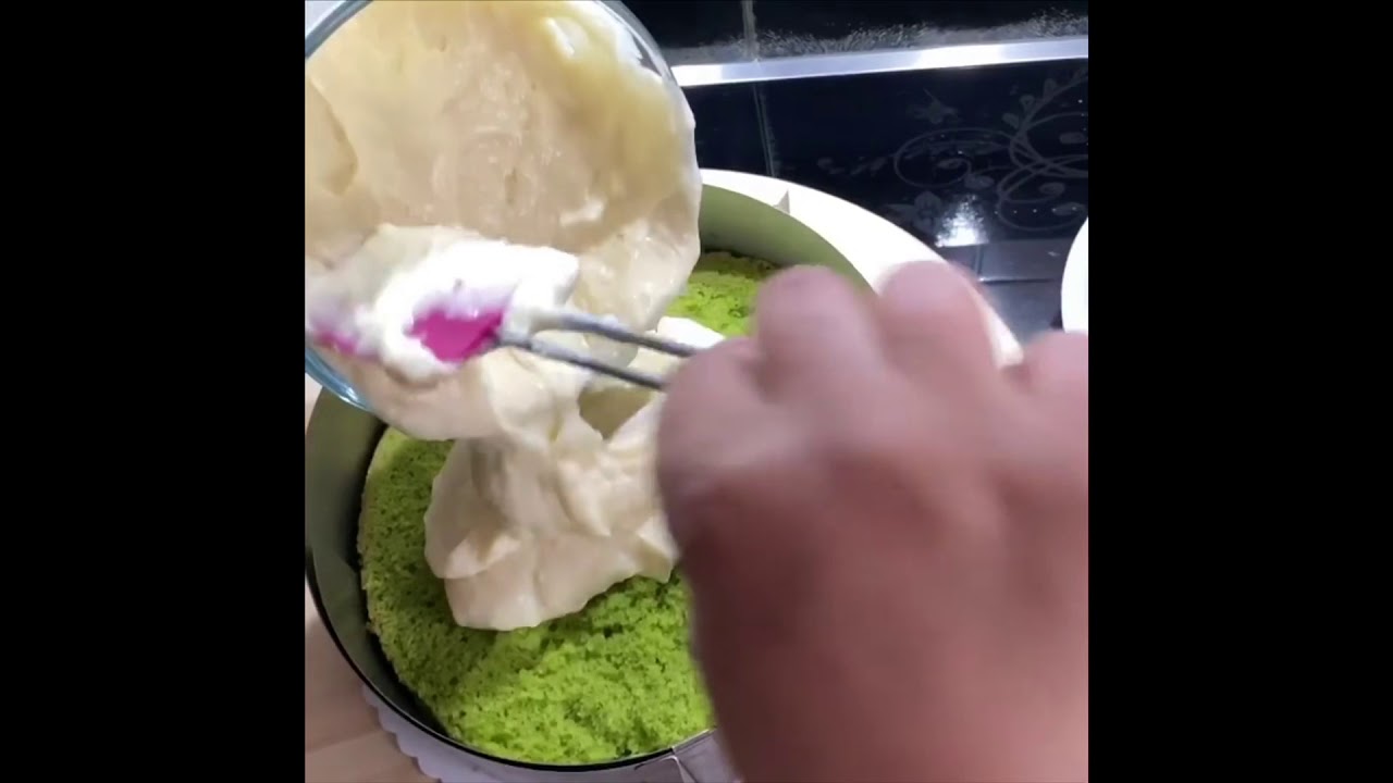 Ispanaklı muzlu pasta YouTube