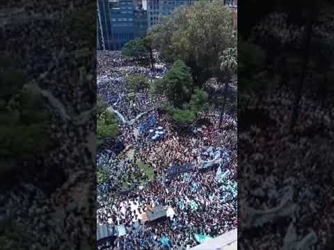 Protesto em Buenos Aires contra medidas do novo governo...#shorts