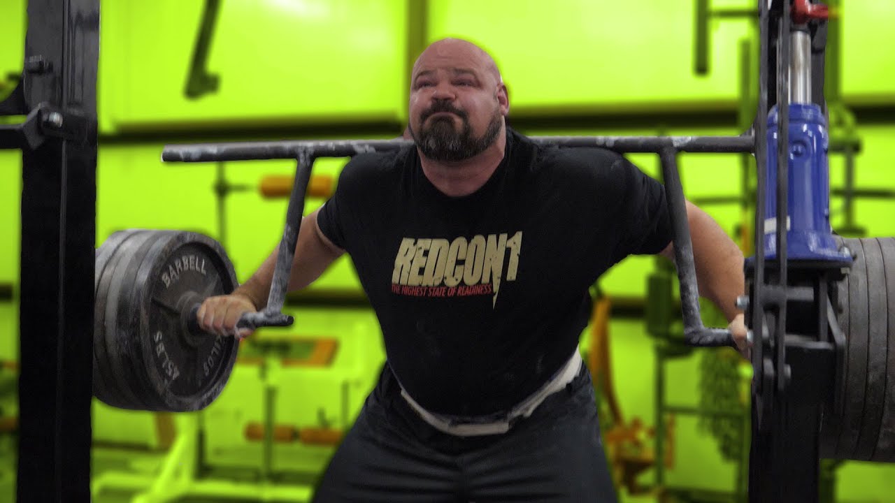 HEAVY SQUAT TRAINING SESSION | STRONGMAN LEG DAY - YouTube