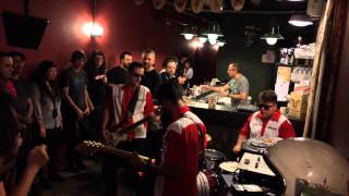 The Dead Rocks - Rumble | Wipe Out @ Sensorial Discos, São Paulo 2015