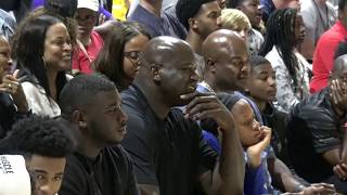 SHAQ Watches As Shareef O'Neal \& Bol Bol GO OFF At Nike EYBL! Javonte Smart Drops 33!