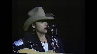 This drinkin&#39; will kill me - Dwight Yoakam - live 1986 UK