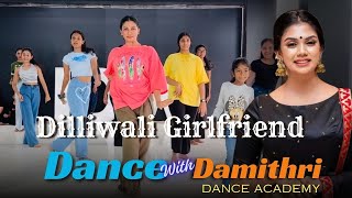 Dilliwali Girlfriend Dance Routine | Choreography by Damithri Subasinghe #damithri #bollywood Resimi