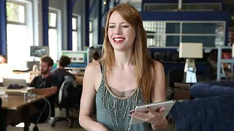 Cute Frat Guys do Taylor Swift's "Shake It Off" | What's Trending Now!