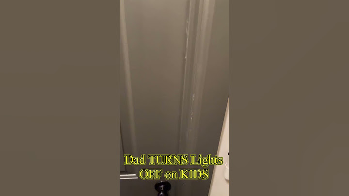 Dad Turns Off Lights On Kids As A Prank