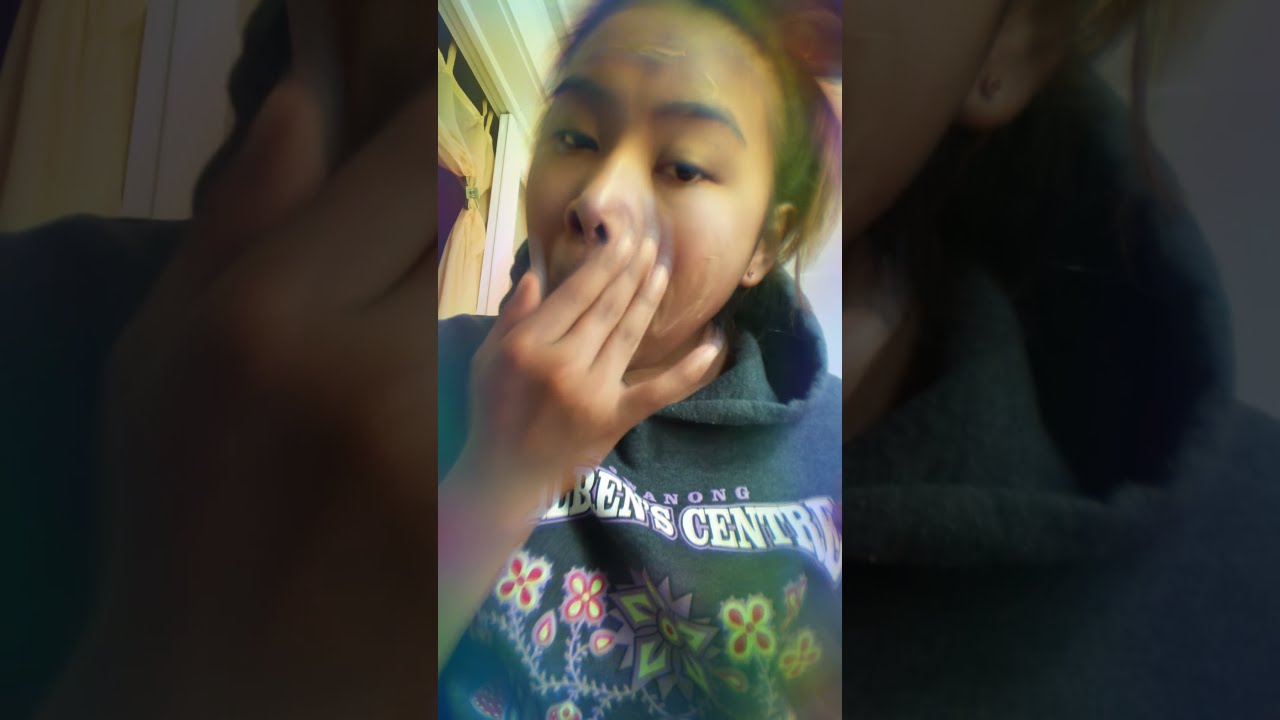 Jaelyn is doing hre makeup 😝😛😛😛🙊🙉🙈💥🔥💦👍👎✌👊💖💖💖💖