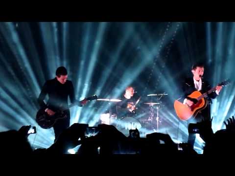 Arctic Monkeys feat. Miles Kane - All My Loving [Live at Madison Square Garden - 08-02-2014]