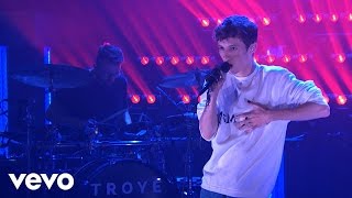 Troye Sivan - WILD (Live On Late Night With Seth Meyers)