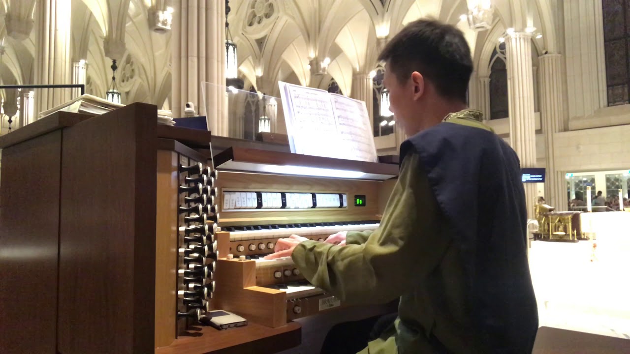 COMMUNION HYMN - SPIRIT AND  GRACE