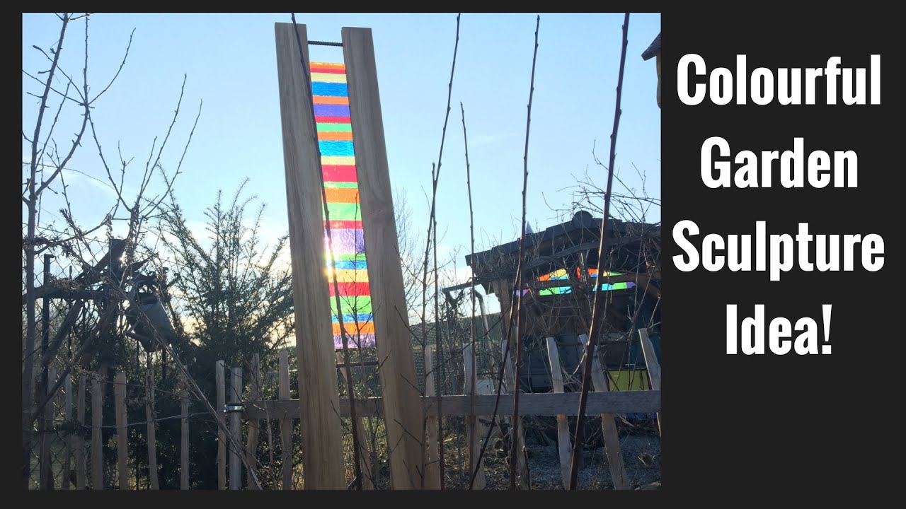 DIY: garden sculpture idea, glass and wood, suncatcher