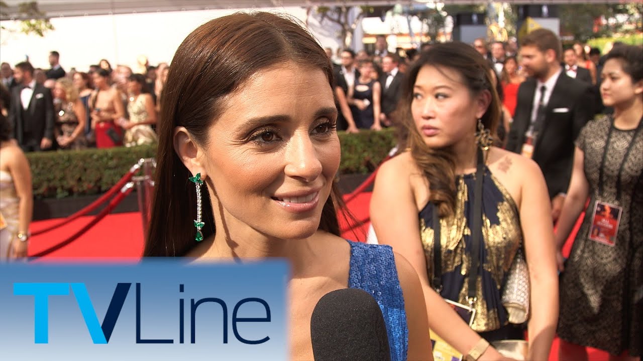 Shiri Appleby "UnREAL" Interview at Emmys 2016 TVLine YouTube