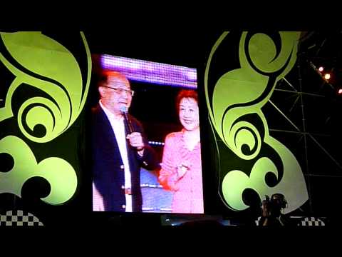 2009 05 09 台中市民廣場 胡志強市長的女兒婷婷給母親的祝福 母親節快樂