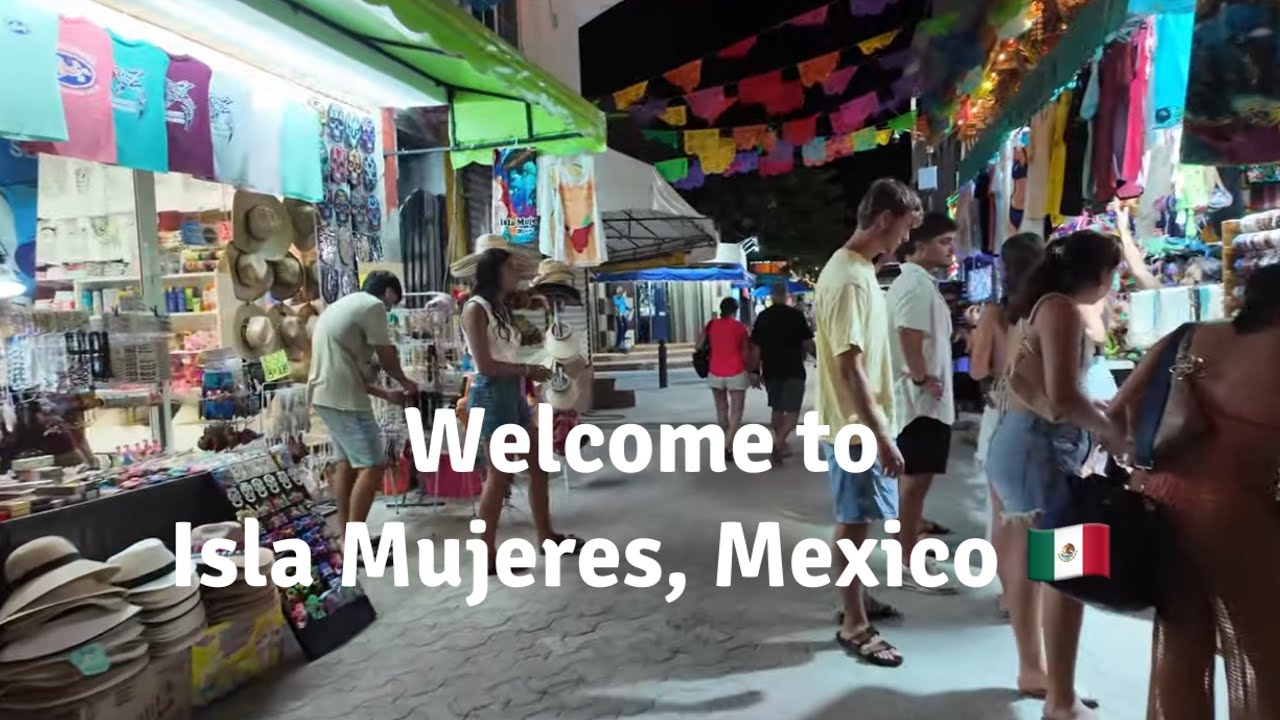 Isla Mujeres, Mexico 🇲🇽 Day and Night in Town Walking Tour 