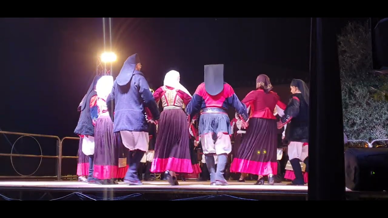 Gruppo folk Ortobene di Nuoro - Su Seriu zirau a Nugoresu