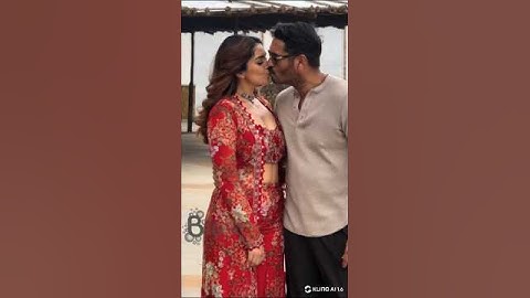 💋 Mrunal Thakur ❤️ Ajay Devgan’s Romantic Kiss! 🔥😍 | #CoupleGoals #LoveScene #Shorts