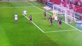 Gol de krohn dehli sevilla vs Barcelona