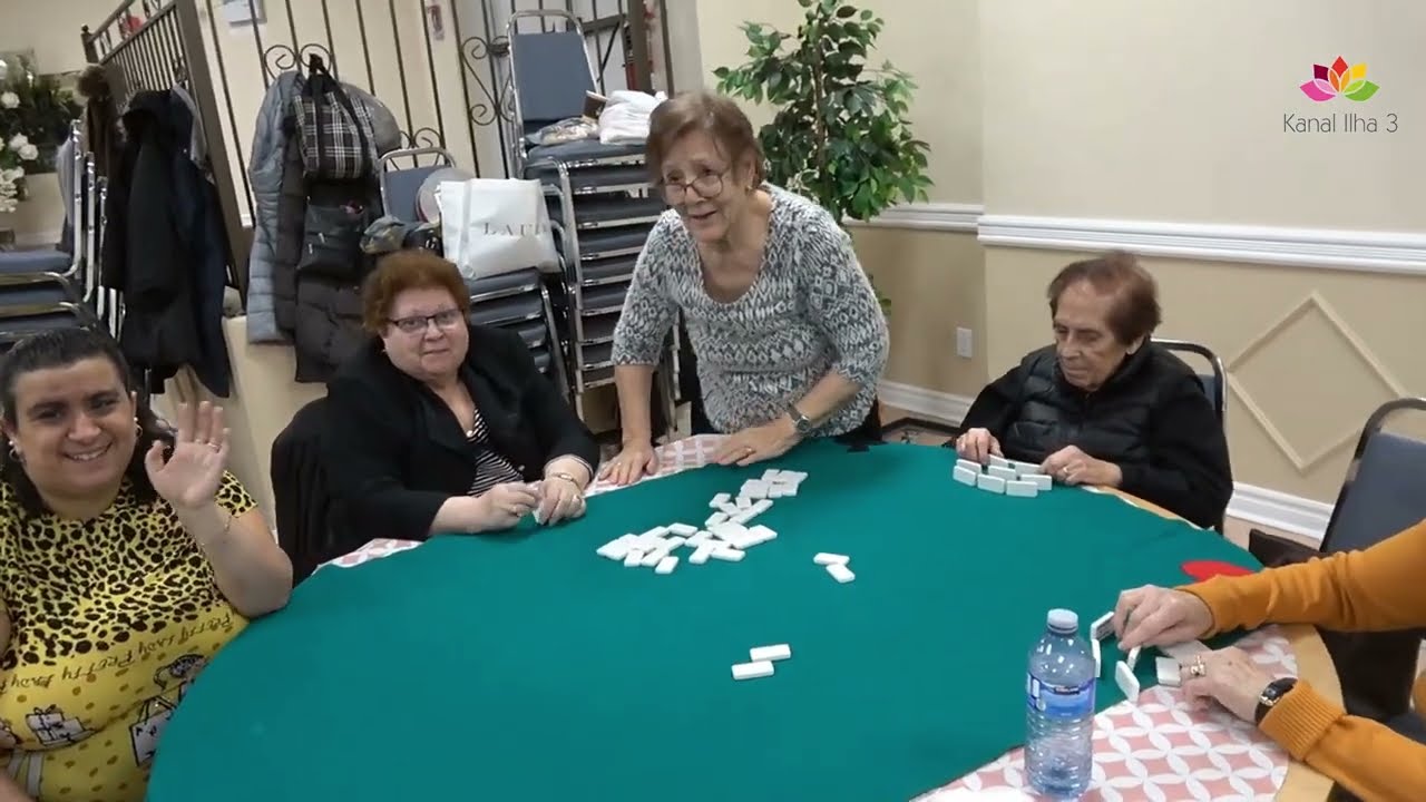 CONVIVIO DA 3ª IDADE DA IGREJA DO CRISTO REI DE MISSISSAUGA CANADA