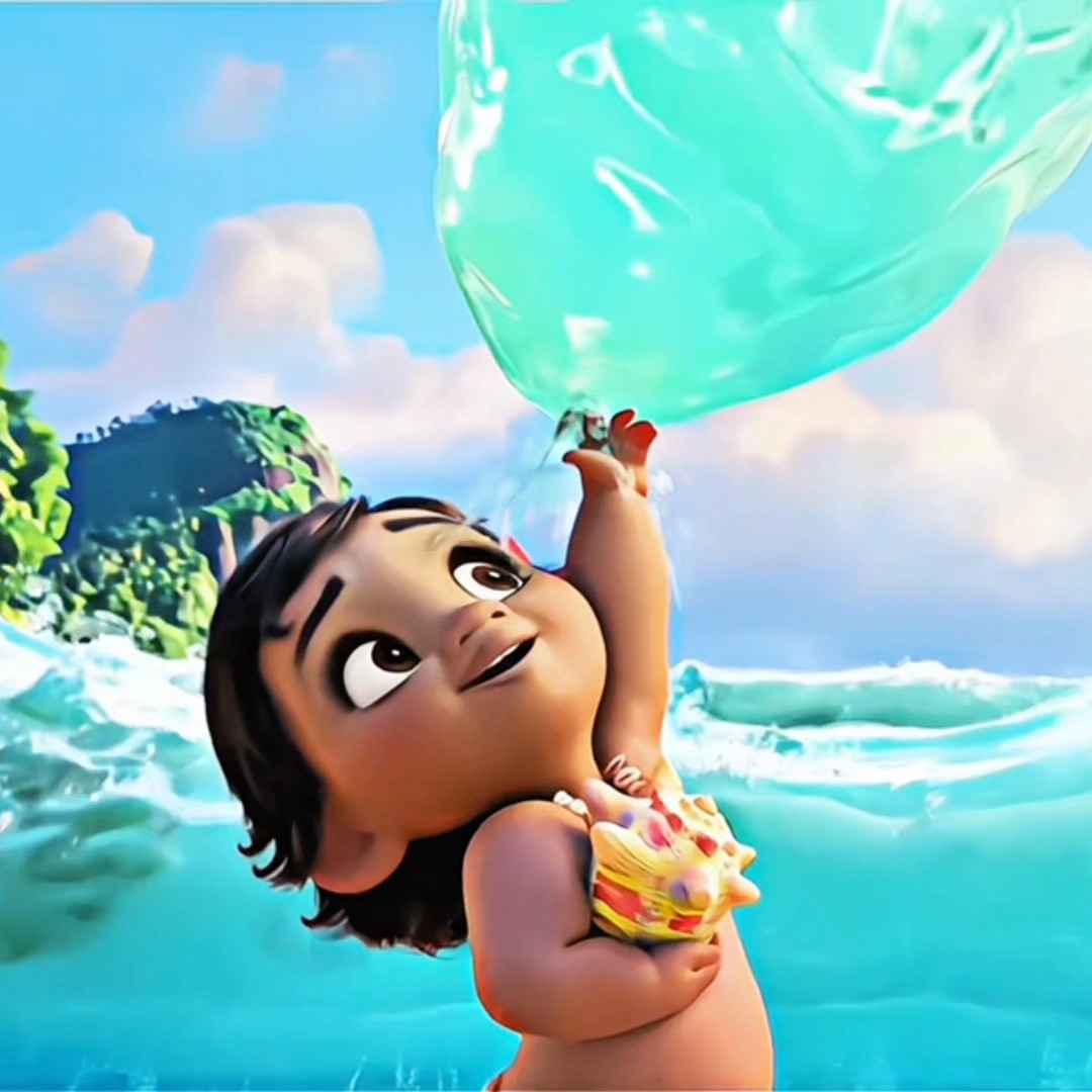 MOANA BRINCANDO COM O OCEANO #shorts