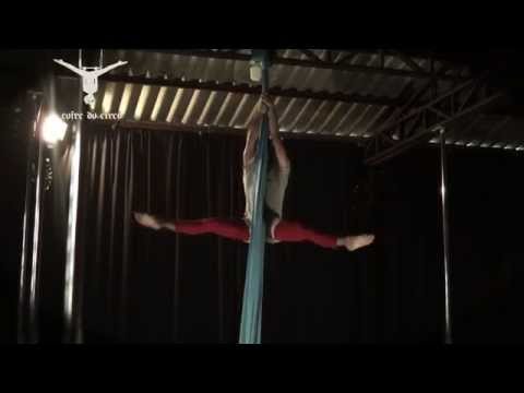 Aerial Silk - Legless Descend | Tecido Acrobático - Descida Afastada