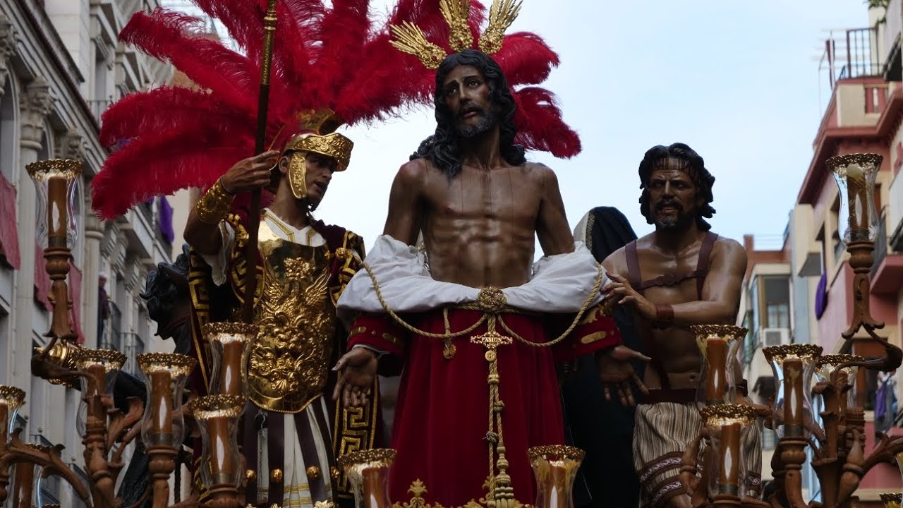 SEMANA SANTA 2025: El Despojado procesiona por la Carrera de Jesús