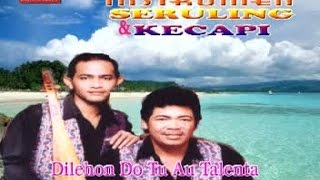 Posther Sihotang Ft Waren Sihotang - Dilehon Do Tu Au Talenta  (Official Music Video)