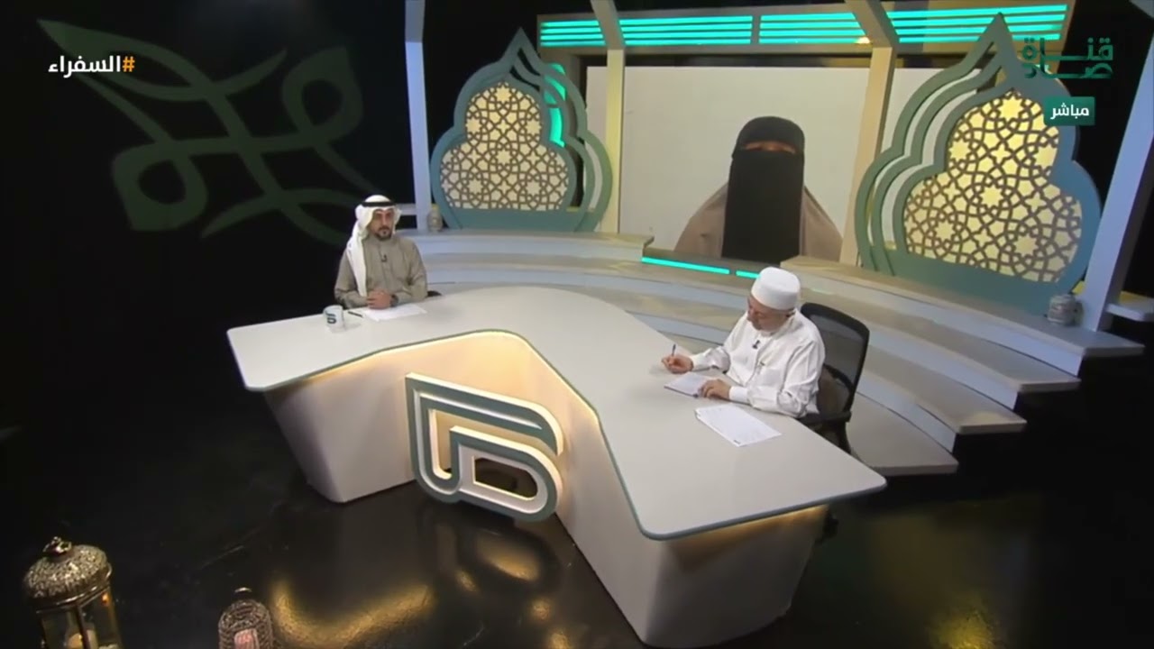 تلاوة من إندونيسيا للمتسابقة فضيلة مرسوم وتعليق د. أيمن سويد | #السفراء