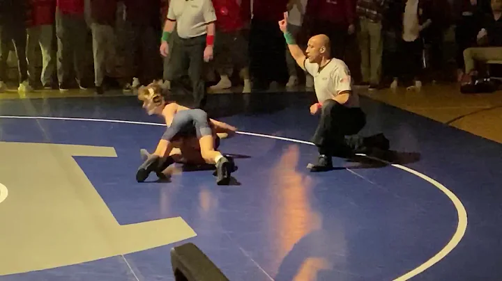 120: Kyle Nase (Howell) late takedown to dec Jayso...