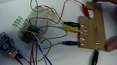 静電容量タッチセンサ(CapSense) 4つに増やした