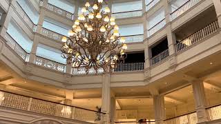 "Remember Me" - Coco's Heartfelt Melody Played at Disney's Grand Floridian screenshot 5