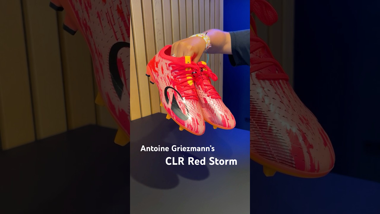 Griezmann’s nieuwe voetbalschoenen: CLR Red Storm 😍 
