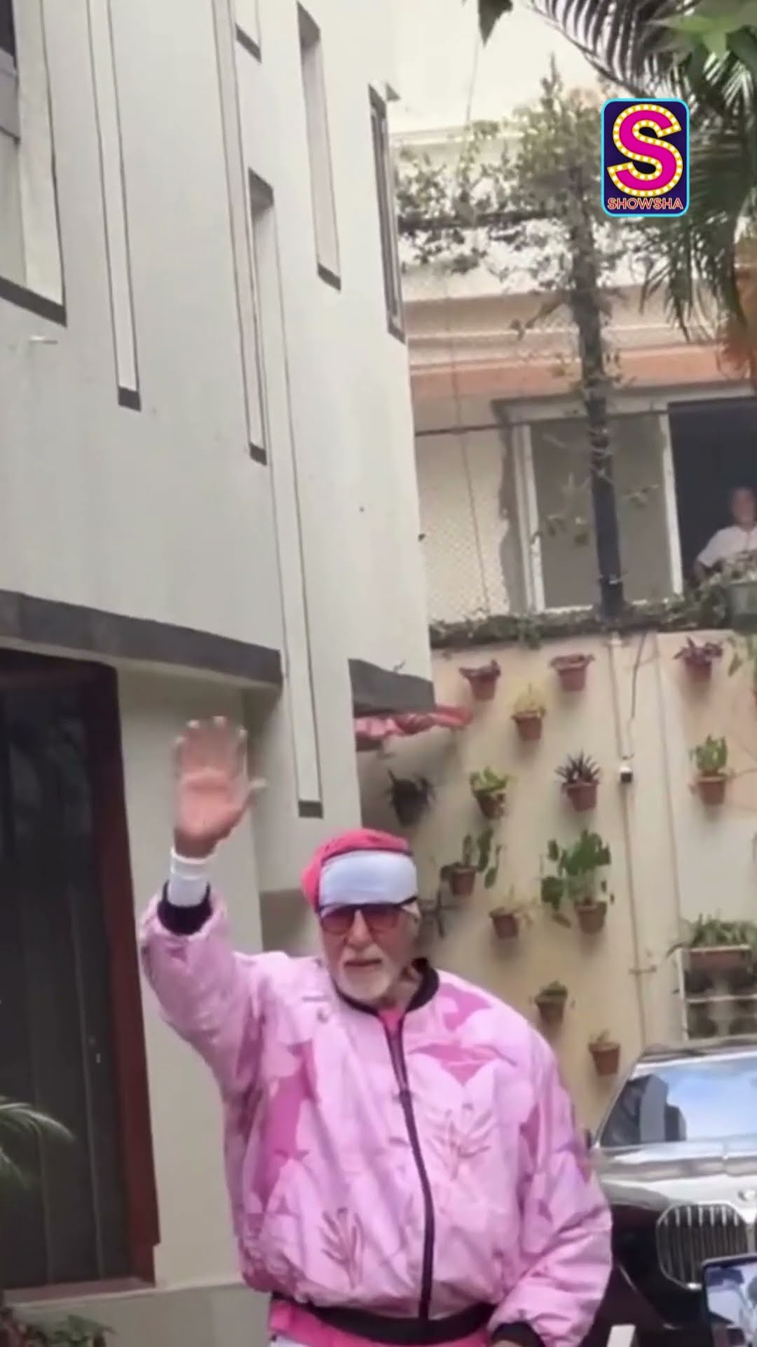 Superstar Amitabh Bachchan Holds A Fans Meet \u0026 Greet In Mumbai | Bollywood Celebrities | #shorts