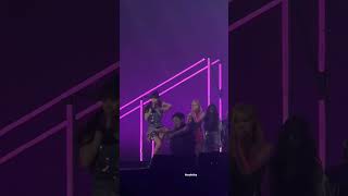 BLACKPINK - TYPA GIRL FANCAM (LIVE) BLACKPINK BORN PINK  #blackpink #typagirl #bornpinkconcert