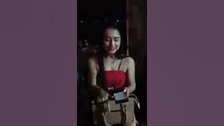 Begini gaya penyanyi dangdut di belakang panggung