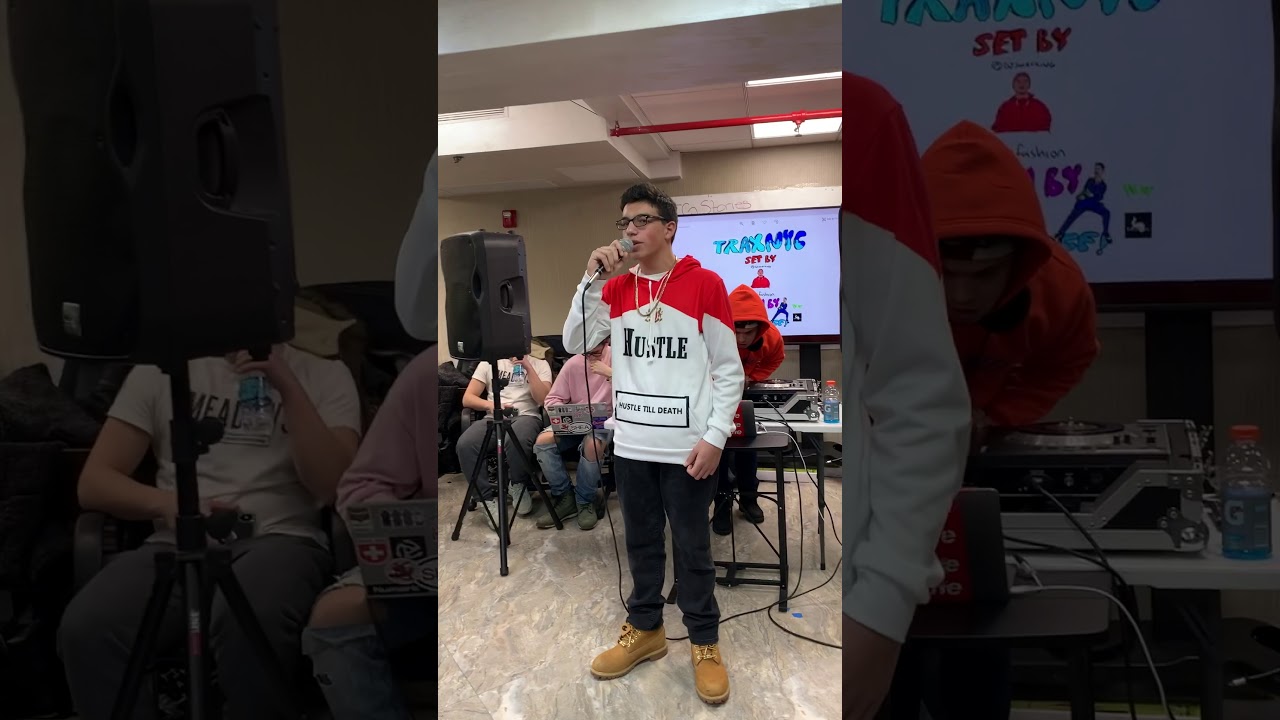 LIL DEE RAPS ICON FREESTYLE (Trax NYC)