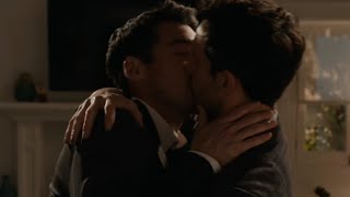 Travis and Eli Kiss | Station 19 (6x13) screenshot 3