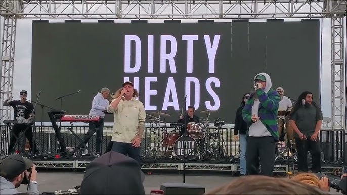 The Dirty Heads end first chapter acoustically – Orange County