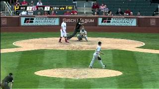 2012/08/19 Wandy escapes a jam